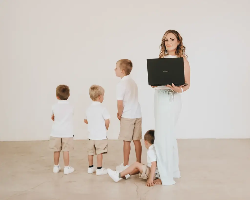 about-us-back-to-me-healing-image-2 about-us-back-to-me-healing-image-2